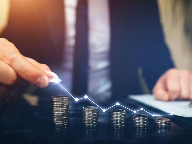 本金100萬，0050歐印 VS 分批買，抱5年、10年、20年報酬差多少？少算1件事，歐印也難贏